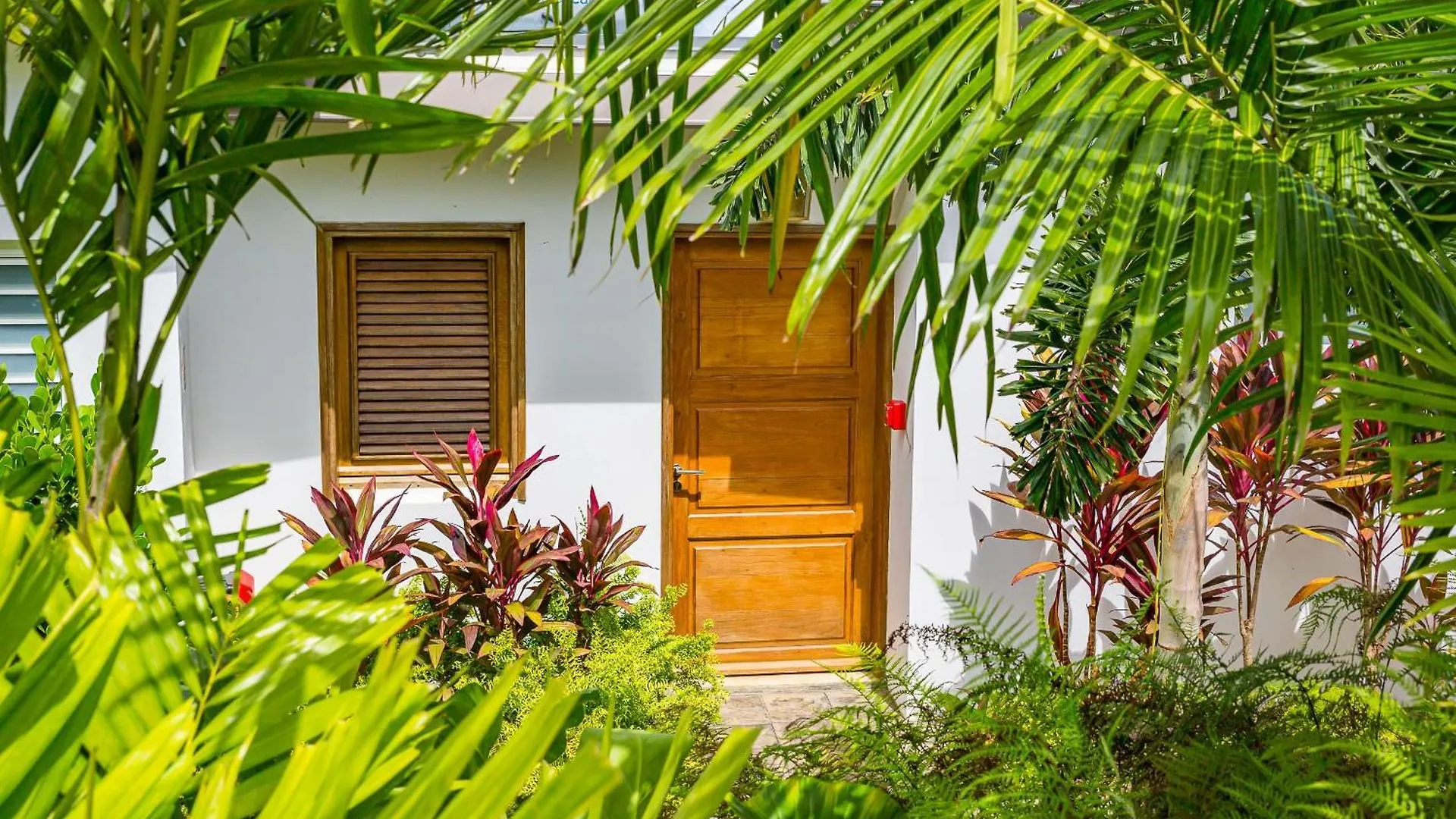 Hotel Habitation Saint Charles à Petit-Bourg Guadeloupe