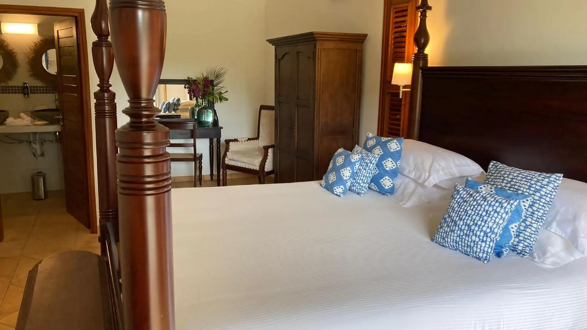 Habitation Saint Charles - Hotel De Charme & Spa Petit-Bourg